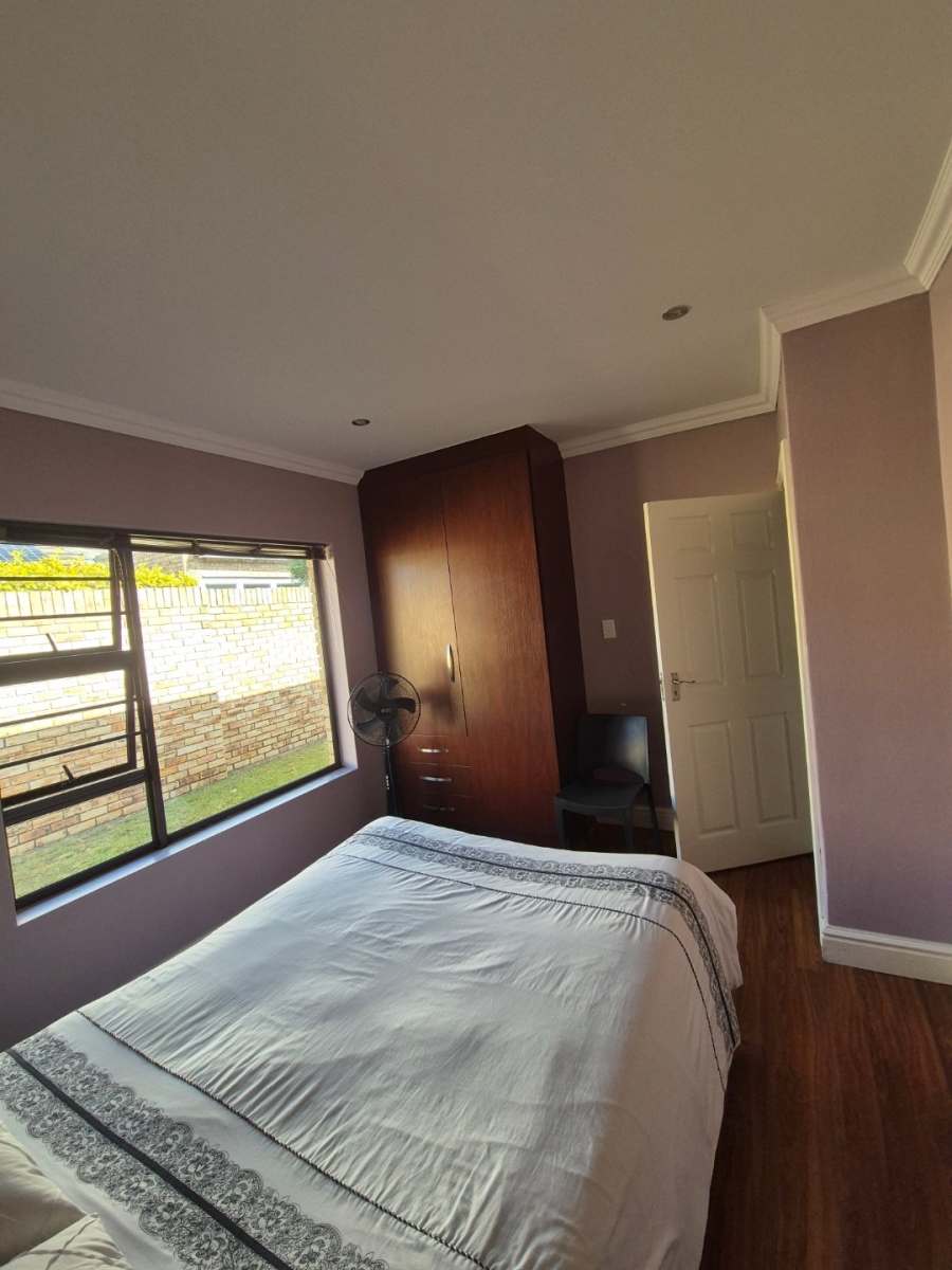 3 Bedroom Property for Sale in Weybridge Park Eastern Cape